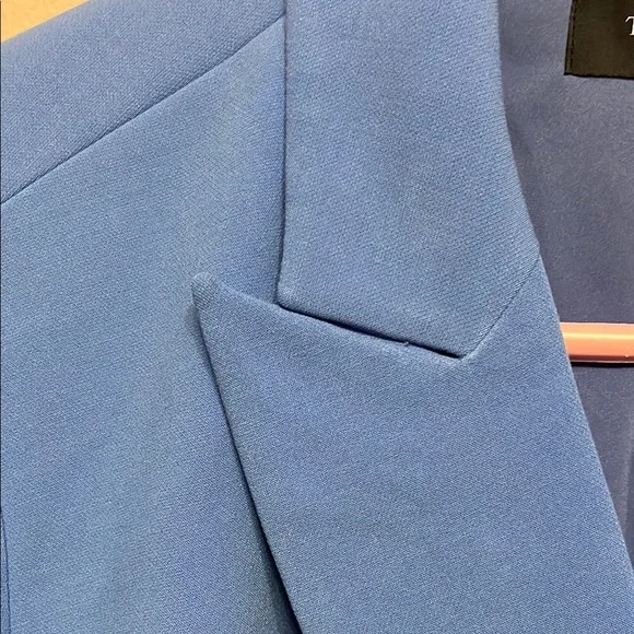 Talbots Plus Blue Blazer - Picture 3 of 9